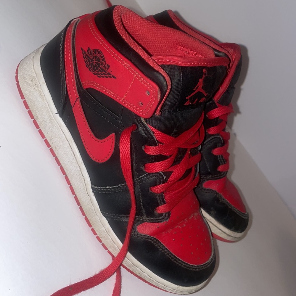 Jordan shoes - Picture 3 of 5